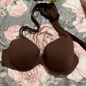 Womens target underwire and push-up bikini top